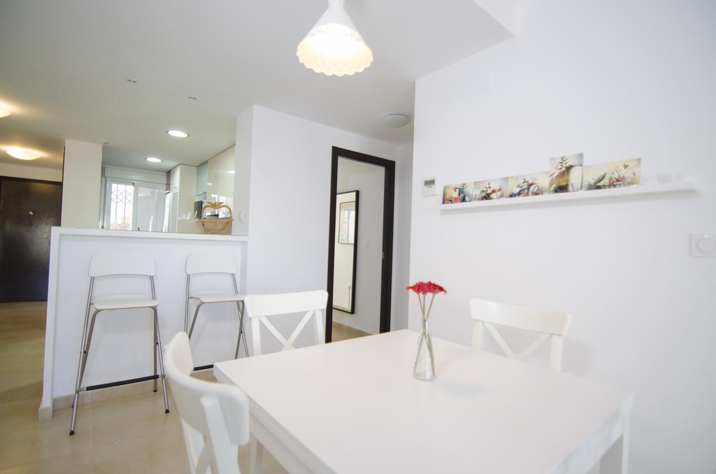 Residencial Linnea Sol By Mar Holidays Orihuela Buitenkant foto