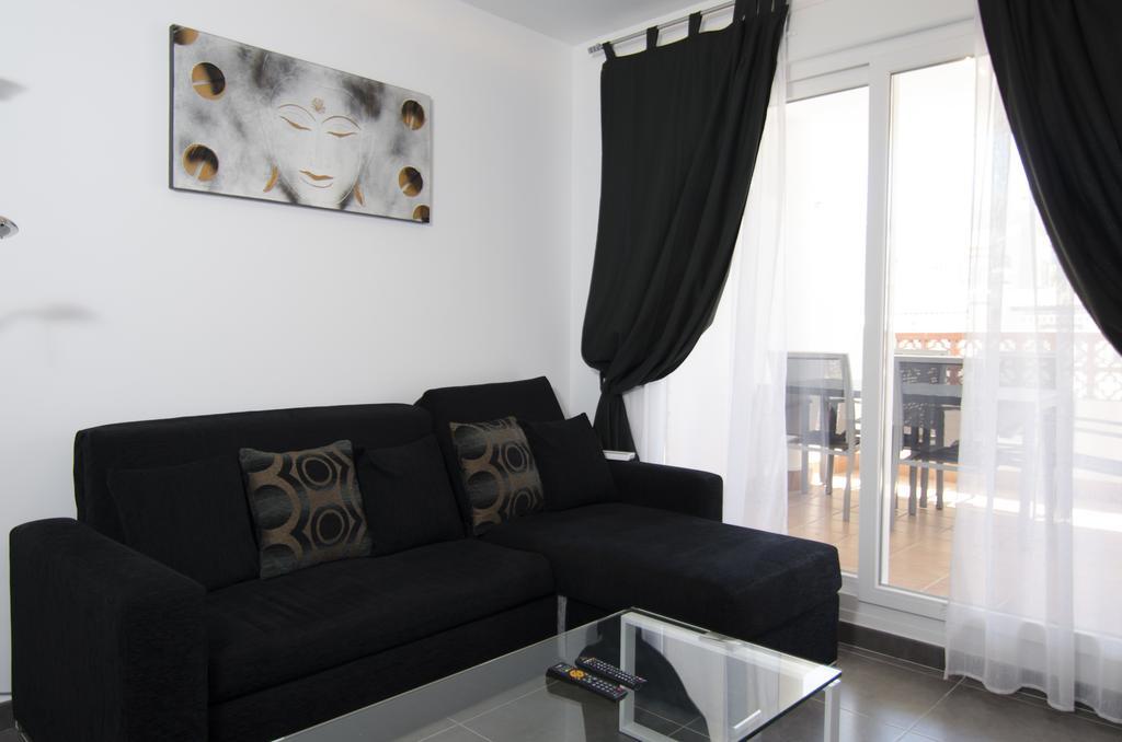 Residencial Linnea Sol By Mar Holidays Orihuela Buitenkant foto